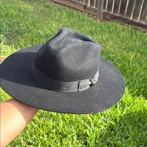 Women’s Black Felt Western Hat